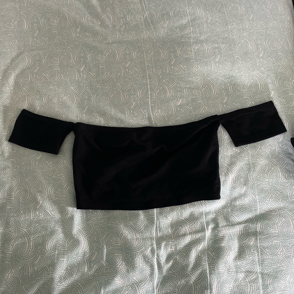 Forever 21 Off the shoulder tube top